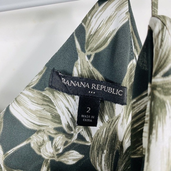 Banana Republic Size 2 Floral Printed Cold Shoulder Maxi Dress Green - Picture 3 of 4